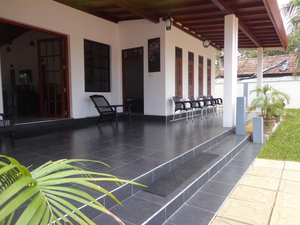 Hotel Le Green Udawalawe Exterior photo
